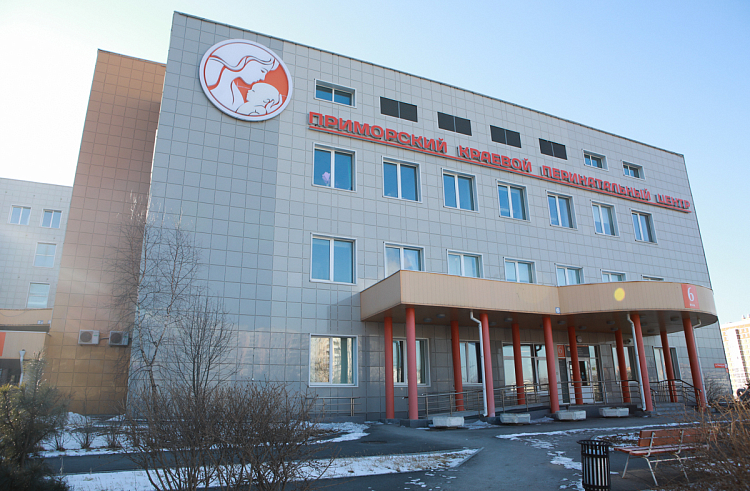 Объем строительства новых медицинских объектов в Приморье вырос в 20 раз за 20 лет, сообщает  www.primorsky.ru.